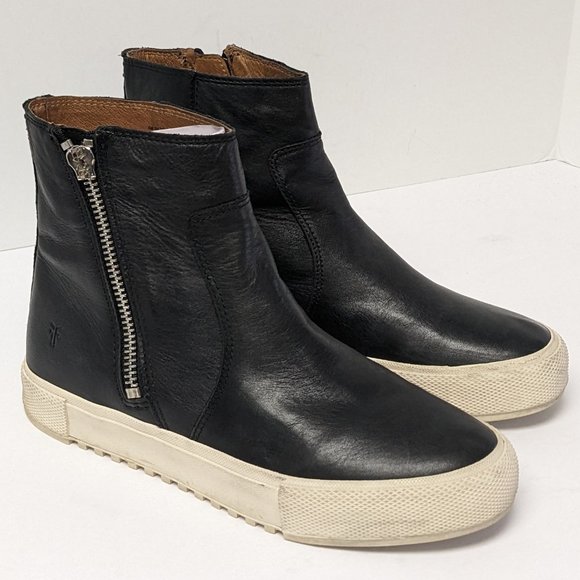 Frye Gia Lug Zip Ankle Boots, Black Leather, Women's 8 M - Picture 1 of 8
